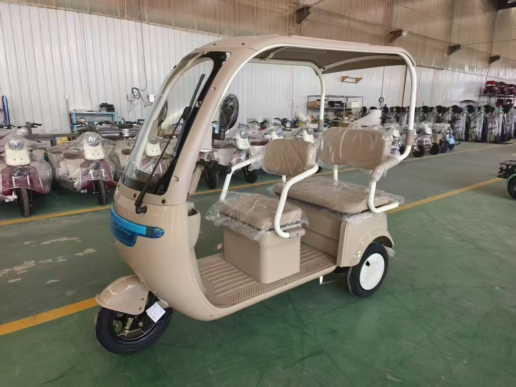 Three-wheeled tuk-tuk -QK1 three-wheeled passenger vehicle with canopy, electric three-wheeled sightseeing vehicle, electric sightseeing vehicle